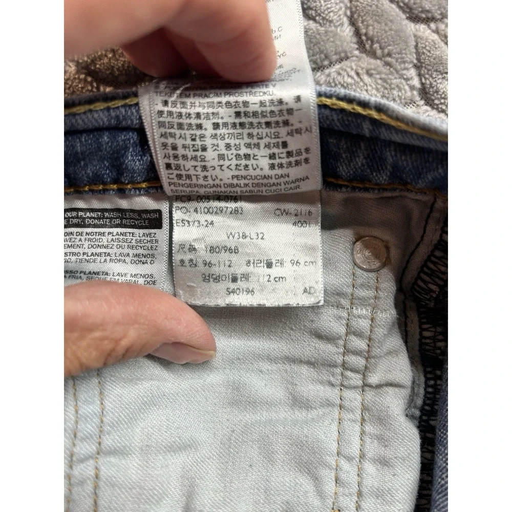 Levi's 514 Straight Fit Jeans Mens 38x32 Blue Medium Wash Denim Pants
